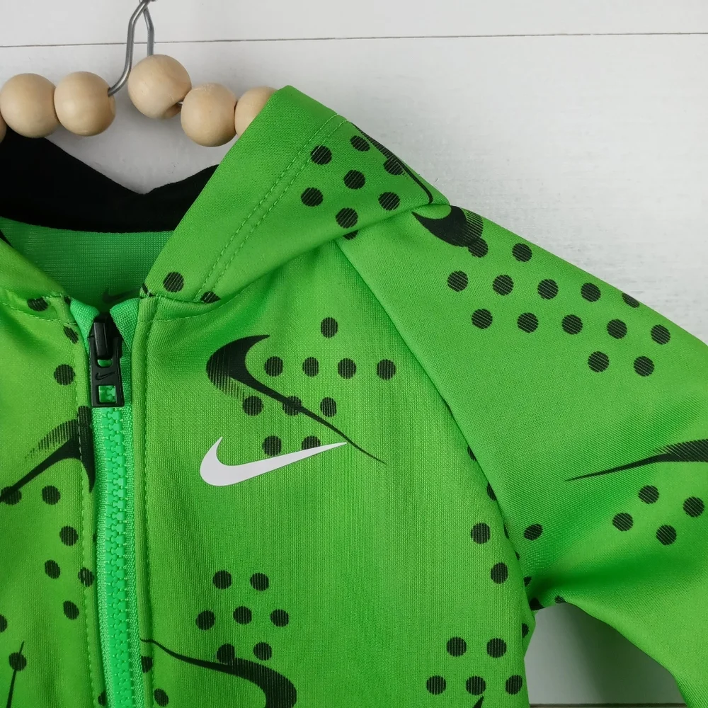 Nike boys 18 mos bright green with dotted swoosh design full zip jacket hooded